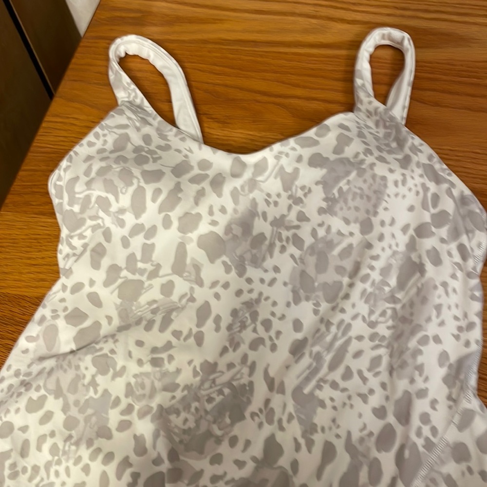 Like new lululemon align tank top